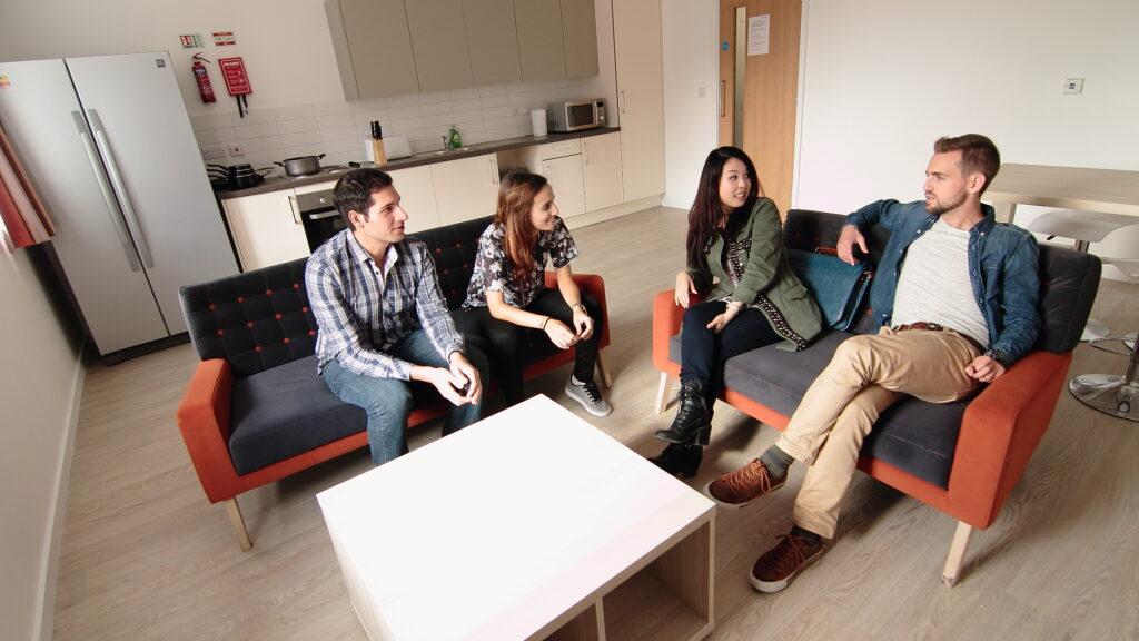 THE ARCH – Kitchen