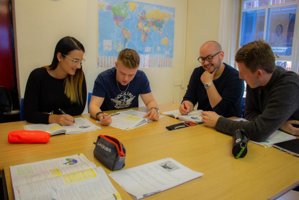 Website_StudentsClass
